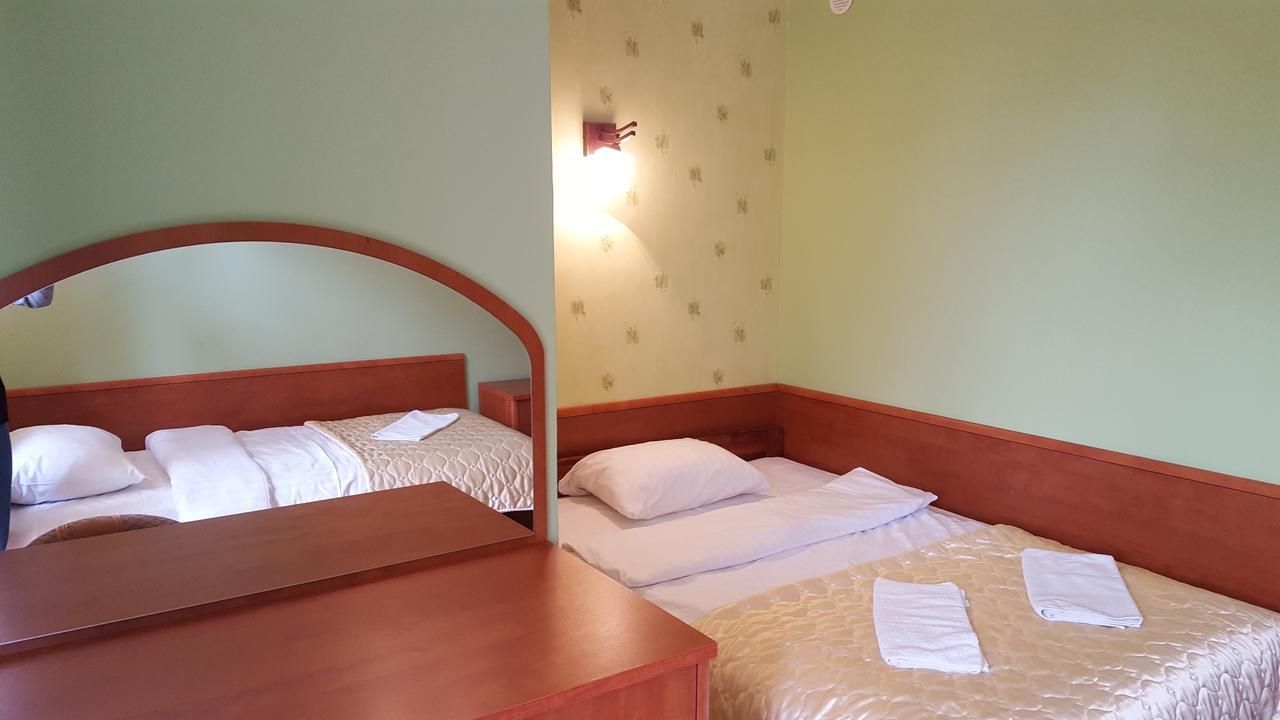 Gosciniec Kukle Bed and Breakfast Eksteriør billede